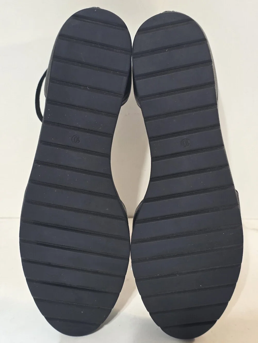 EILEEN FISHER SUE ANKLE STRAP FLATS SZ 10